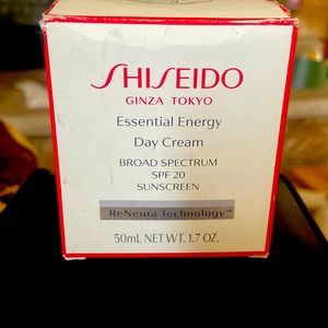 Shiseido Essential Energy Day Cream